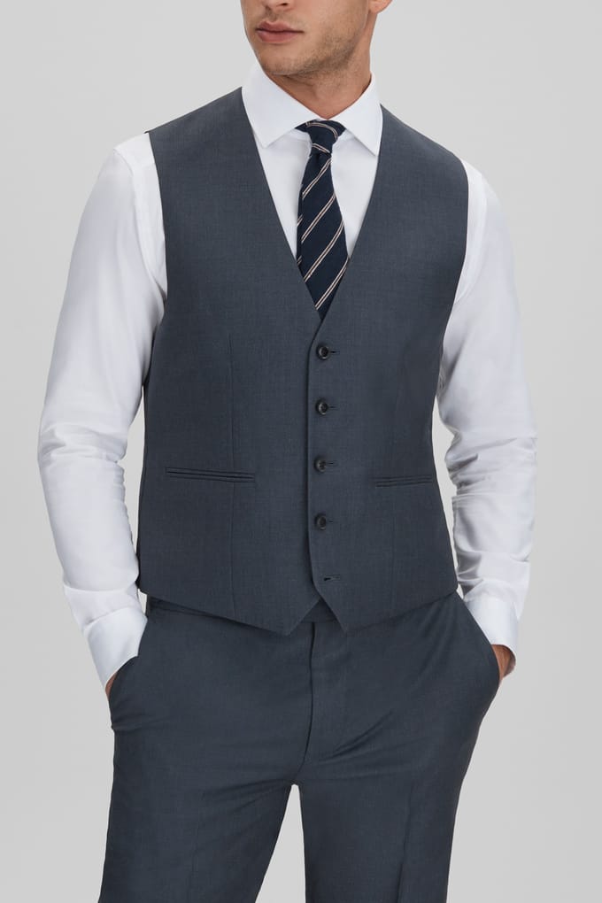 Reiss Plain Weave Waistcoat Airforce Blue Größe: 40 | Blazer Outlet | Herren | Blau
