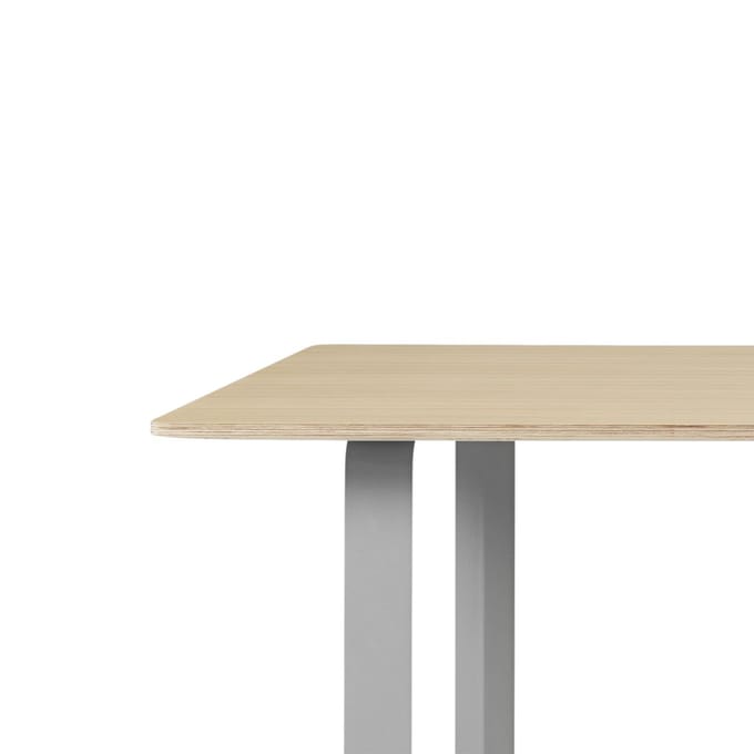 Muuto - 70/70 tafel - eiken - lichtgrijs - S - beige