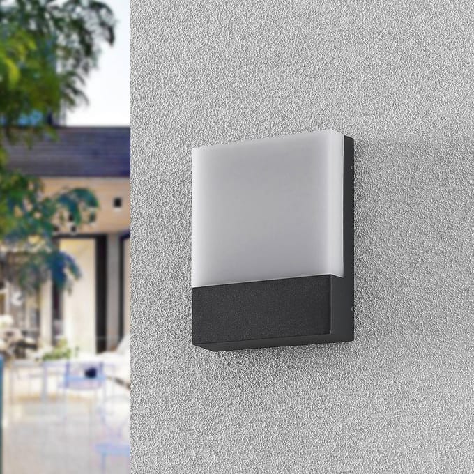 Lindby Vanira LED wandlamp voor buiten