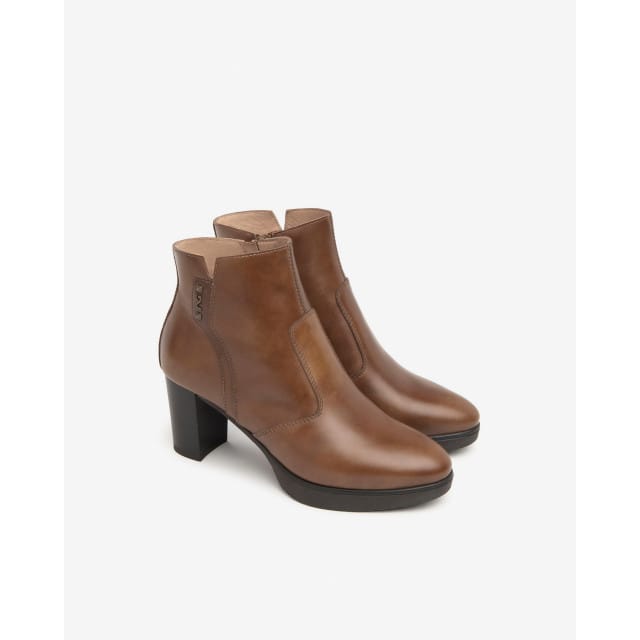 Nero Giardini Cognac Enkellaars