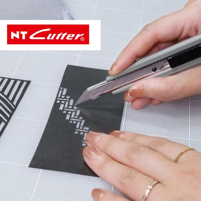 NT Cutter AR30D-SG, Kunststof behuizing, steengrijs