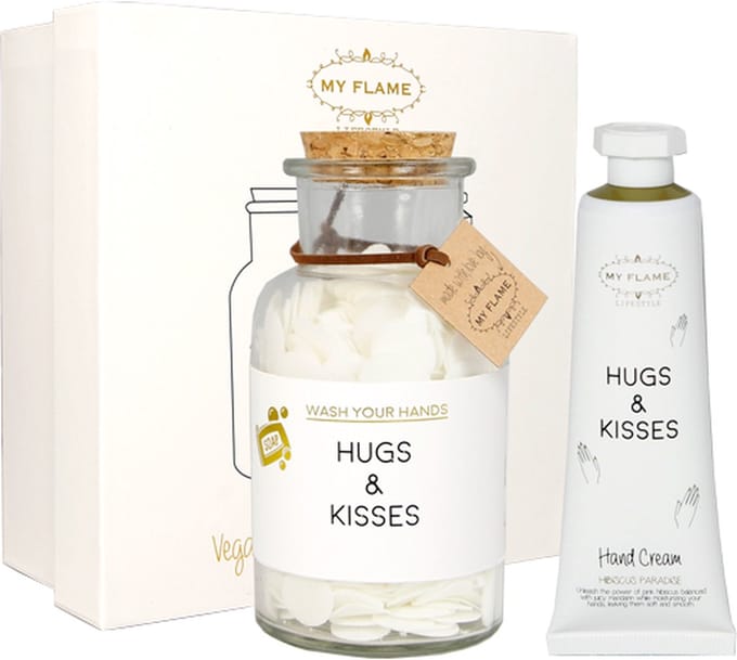 Cadeau set - Hugs & Kisses - Handcreme - Handzeep - Confettizeep - Cadeaus