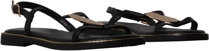 Platte sandalen met bandjes van Loevah Paris