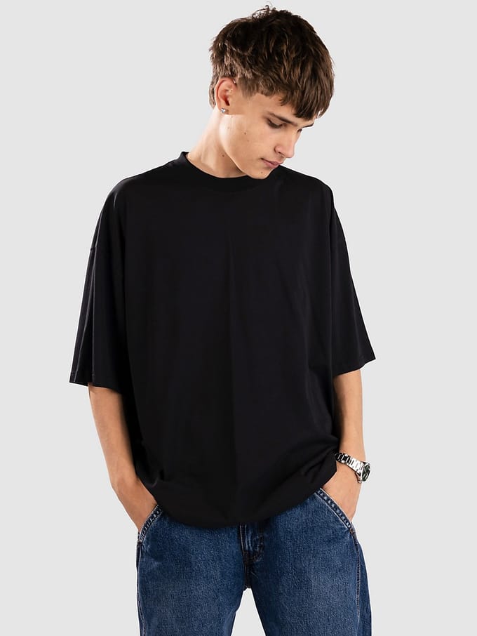 Blue Tomato Oversized T-Shirt zwart