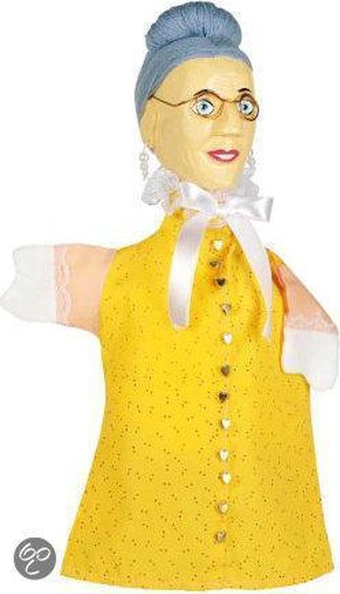 Goki Handpop grootmoeder 29cm