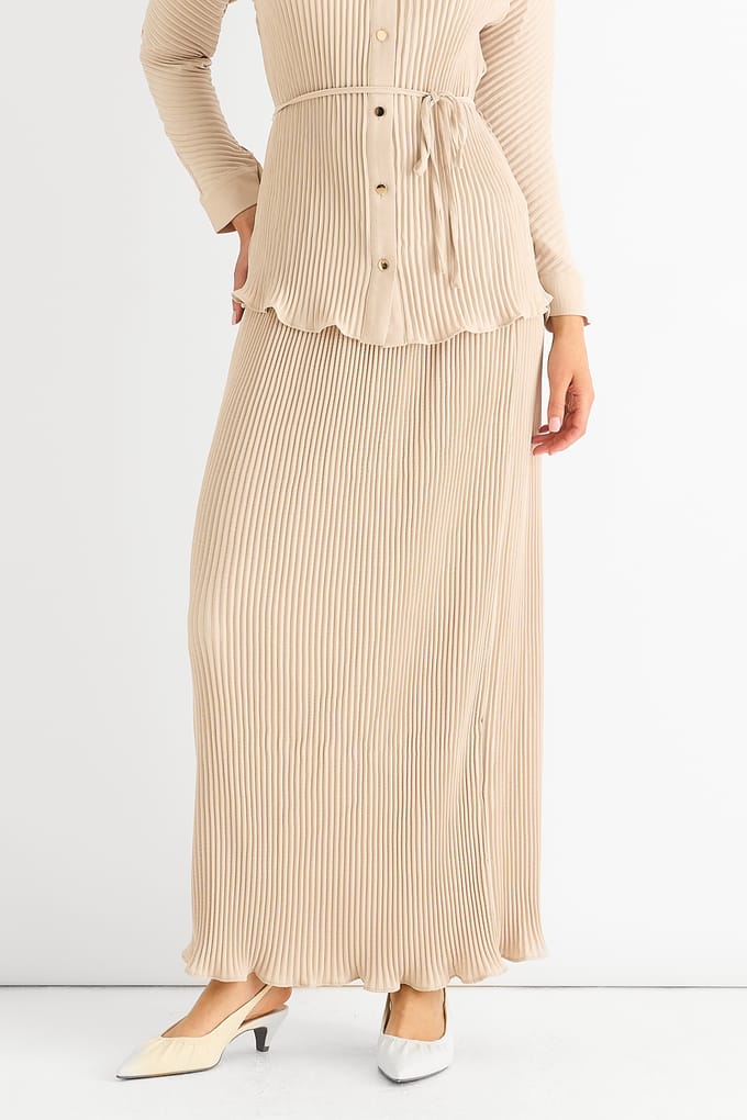 Beige plissé maxi-rok met elastische tailleband