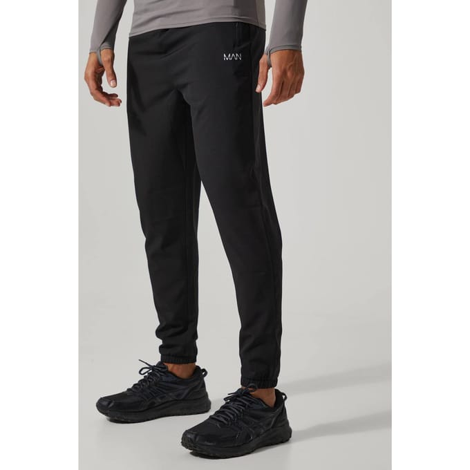 Men's Active Gym Tapered Jogger | Black | Size Medium