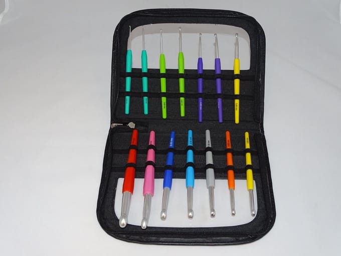 Lana Grossa Haaknaalden Set in Luxe Etui