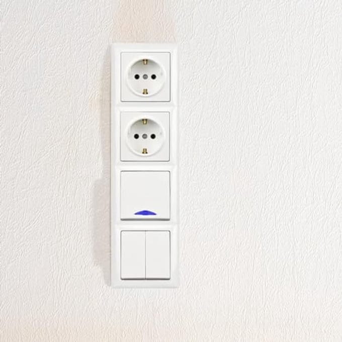 Inbouw Aan/Uit Schakelaar met Steekklem - All-in-One, Zuiver Wit