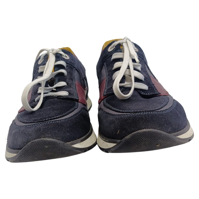 Louis Vuitton Miles Veter Sneakers in Multicolor Suède en Leer