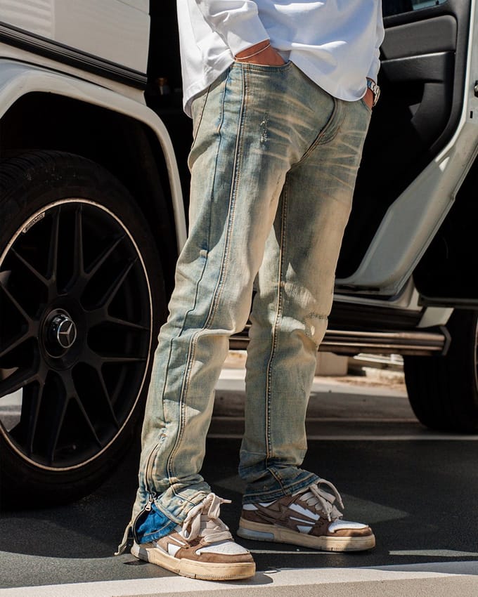 SLIM SEAM DENIM
