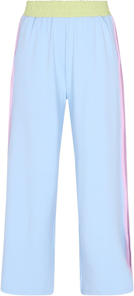 usha Broek