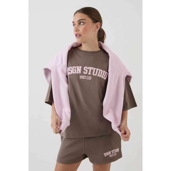 Dames Dsgn Studio Applique Oversized T-shirt | Taupe | Maat: Small