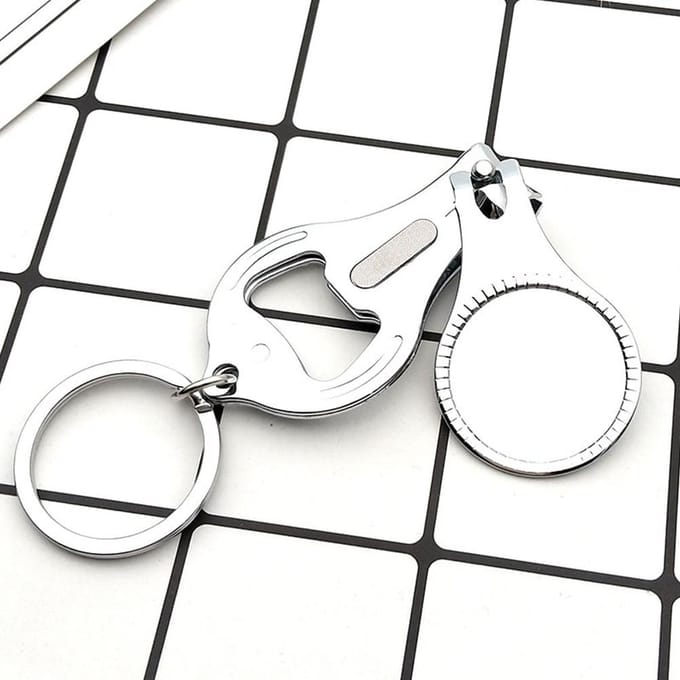 3 in 1 multifunctionele ronde flesopener nagelknipper sleutelhanger white