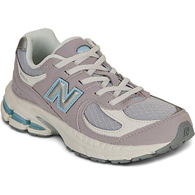 New Balance  Lage Sneakers 2002