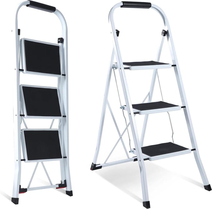Opvouwbare Trapladder - Huishoudtrap Stevig - Klusjes Thuis - Antislip Handgreep - 3 Treden - Wit