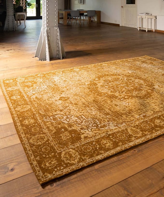 Vintage vloerkleed - Traditions okergeel 240x340