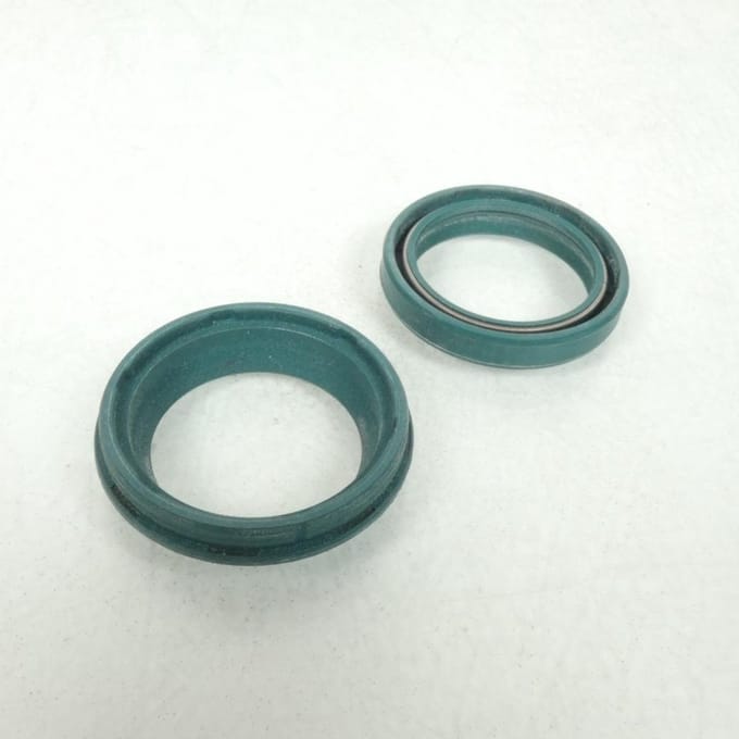 Cache poussière de fourche SKF pour Moto Honda 600 Cbf S /Abs 2004 à 2013 Neuf