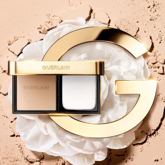Guerlain - Parure Gold Skin Control High Perfection Matte Compacte Foundation 4N NEUTRAL/NEUTRE