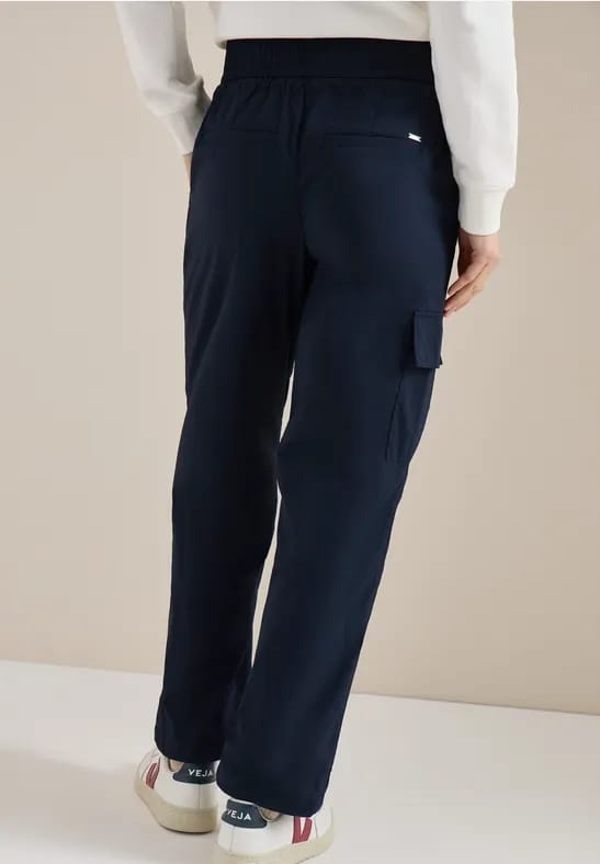 High Waist straight legs broek in Loose Fit