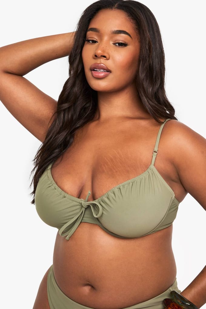 boohoo Dames Plus Swimwear Essentials Bikini Top met beugels | Kaki | Maat: 56