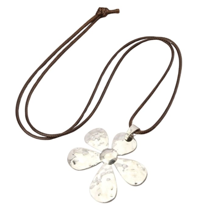 Ketting -Benthe -bruin -verstelbaar- zilverkleur- bloem- Charme Bijoux