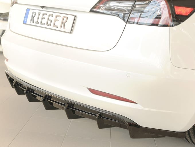 RIEGER - TESLA MODEL 3 - PERFORMANCE DIFFUSER AERO ACHTER SKIRT - GLOSS BLACK