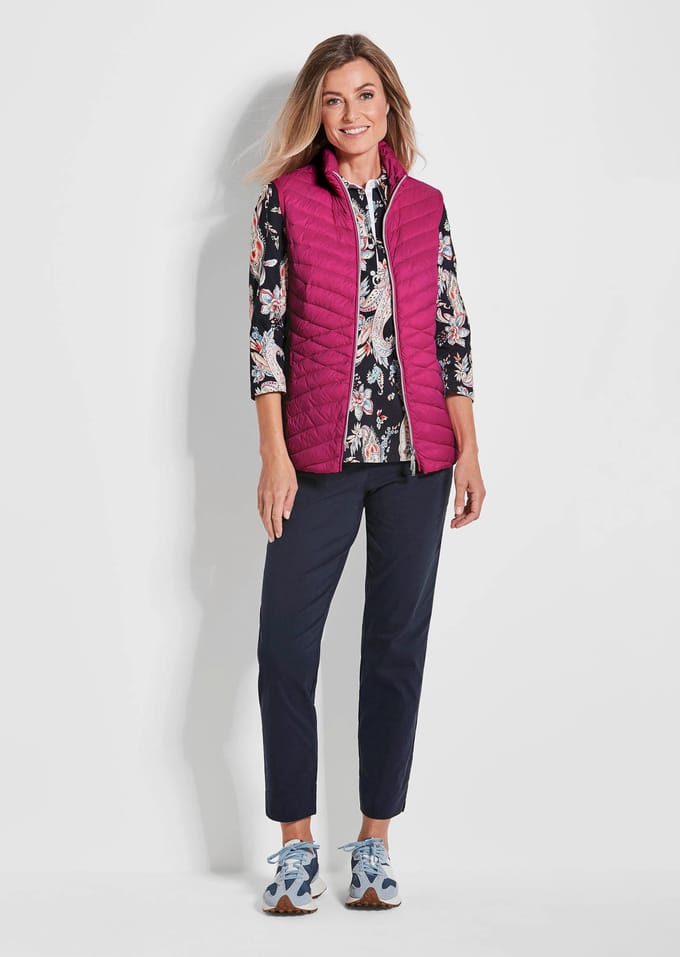 Doorgestikt vest van lichte dons - roze - Gr. 19 van Goldner Fashion