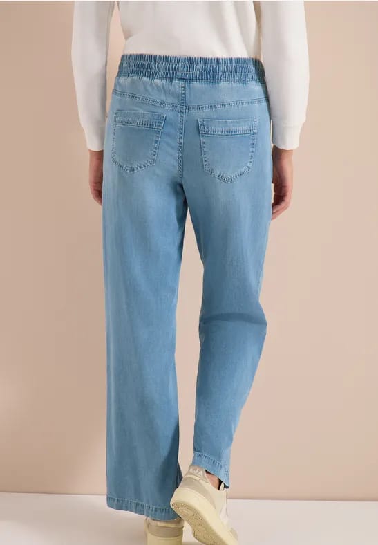 High Waist Wide Legs jeans in Loose Fit