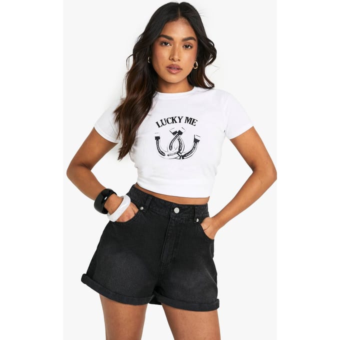 boohoo Dames Petite Denim Mom Short | Washed Black | Maat: 44