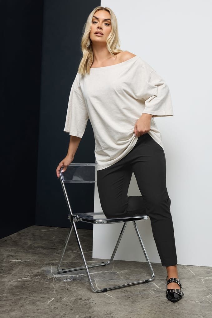 Yours Smaltoelopende Broek Met Elastische Tailleband In Zwartsize Short > 48