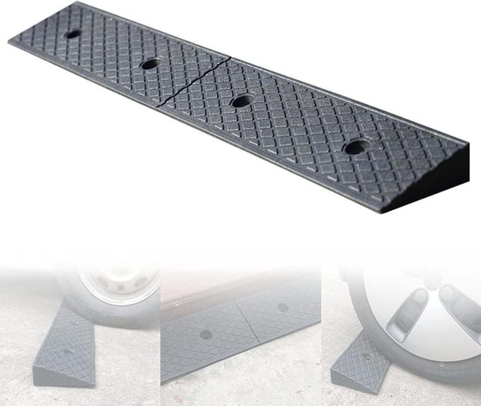 Drempelhelling Rubber - Stoeprand Oprijplaat - Rolstoel Gebruik - Antislip Gestructureerd - 100 x 17 cm - Zwart