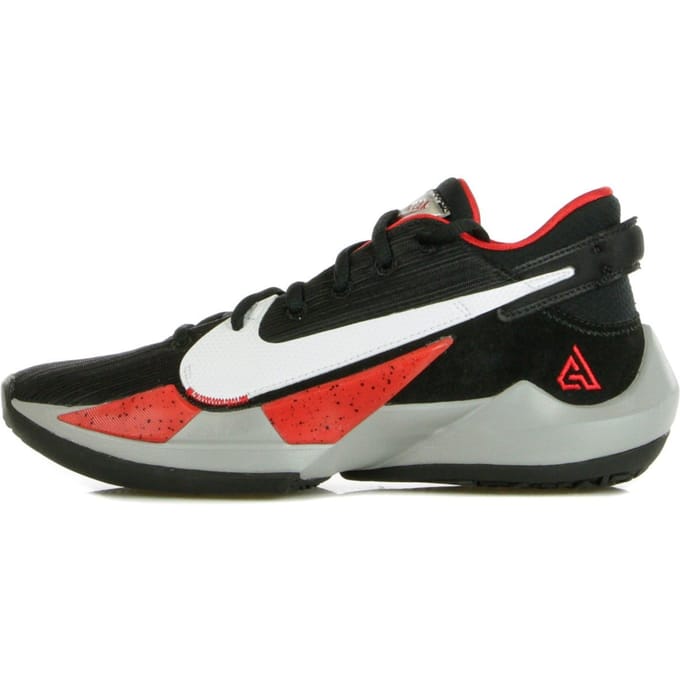 Basketbalschoen heren Zoom Freak 2 Zwart/wit/universiteitsrood