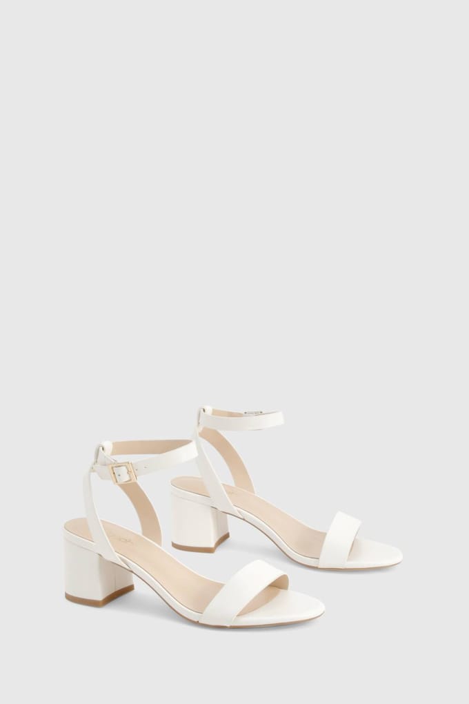 boohoo Dames Low Block Barely There Heels | Wit | Maat: 40