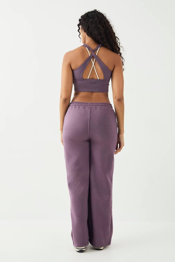 Dames DSGN Studio Collegiate Applique Rechte Pijp Jogger | Grape | Maat: Medium