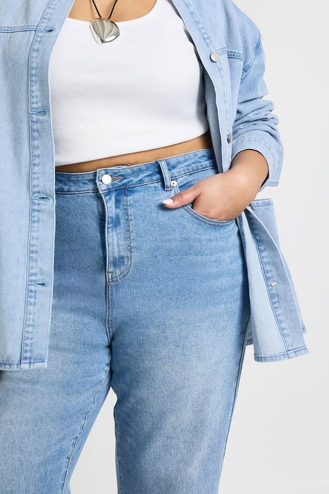 boohoo Dames The Plus Hoge Taille Wijduitlopende Jeans | Medium Blauw | Maat: 26/32L