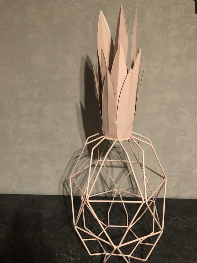 Decoratieve Ananas - Metaal - Roze - 30x30x65cm Hoog