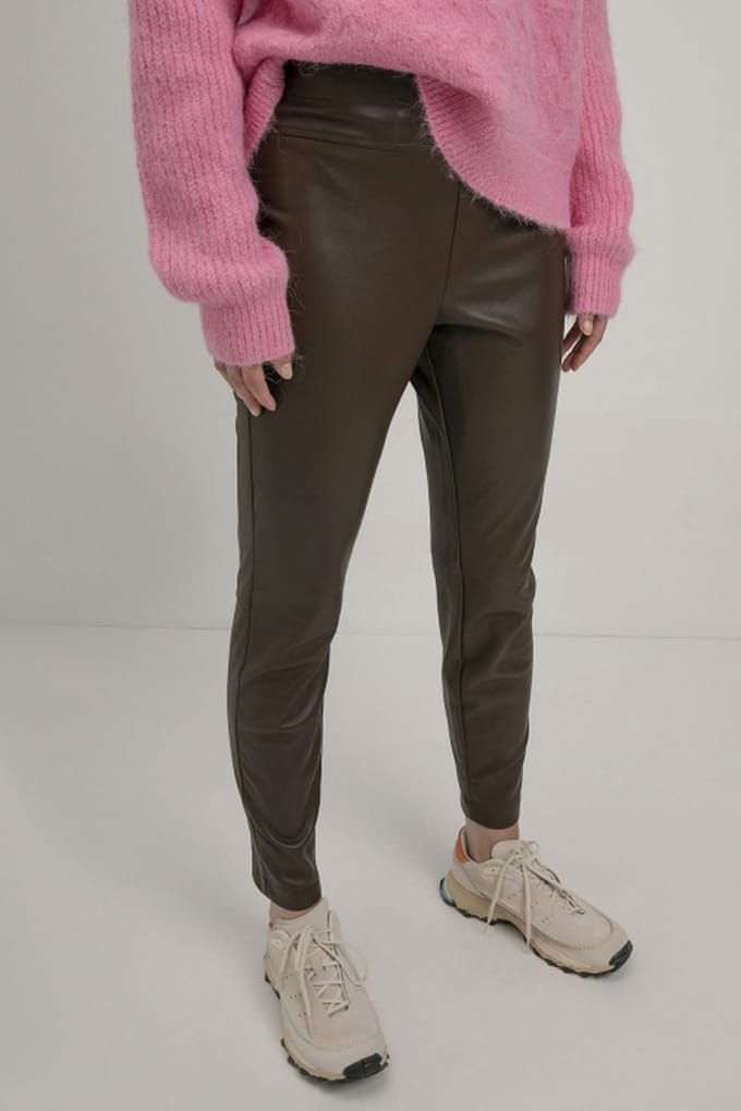 Josephine & Co Stijn Pants Dark Brown Maat: 40 | Leggings Outlet | Dames | Bruin