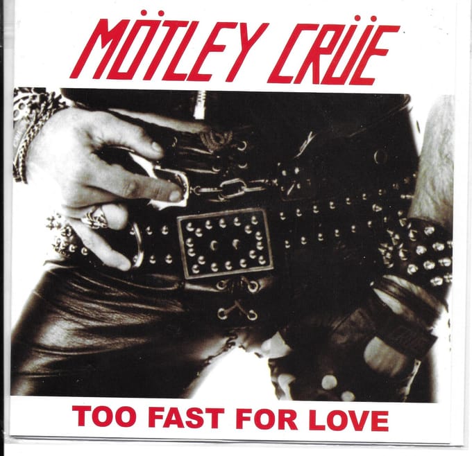 Motley Crue groot formaat postkaarten, 2 verschillende