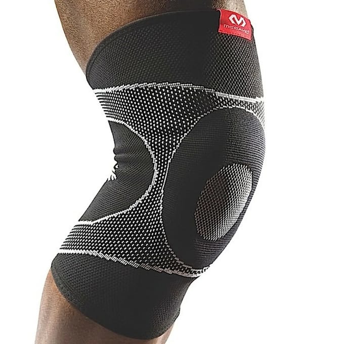 Kniebrace McDavid 4-Way Elastic avec contreforts gel
