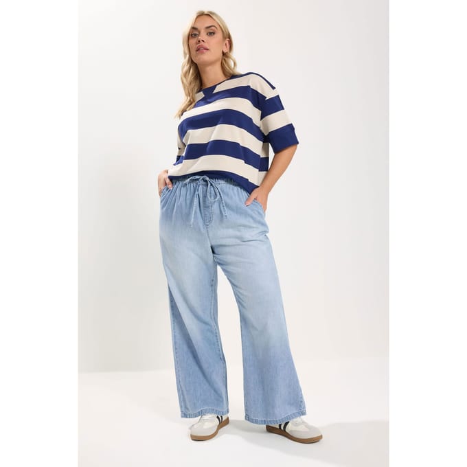 Yours Lichtblauwe Jeans Met Trekkoord En Wijde Pijpen Size Regular > 46