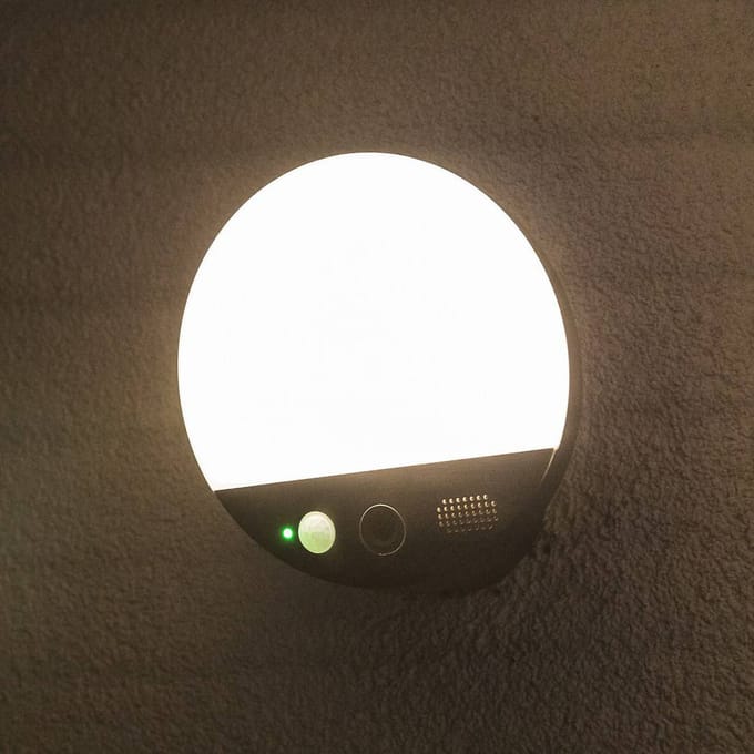 OSRAM SMART+ WiFi buitenwandlamp ROUND, camera, sensor, grijs