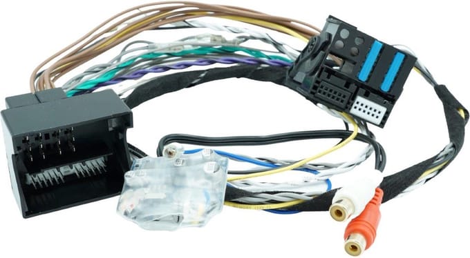 AUDIO SYSTEM 2-Weg High-Low Adapter inkl.POWER QUADLOCK 40
