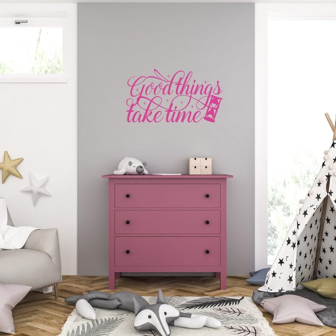 Muursticker - Good Things Take Time - 46,4 x 83,2 - Roze