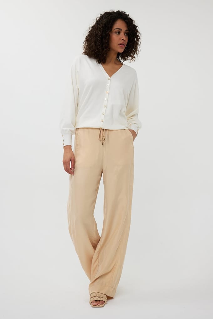 EsQualo Cardigan Batwing Basic Knit Off White Taglia: S | Maglie a manica lunga Outlet | Donna | Bianco