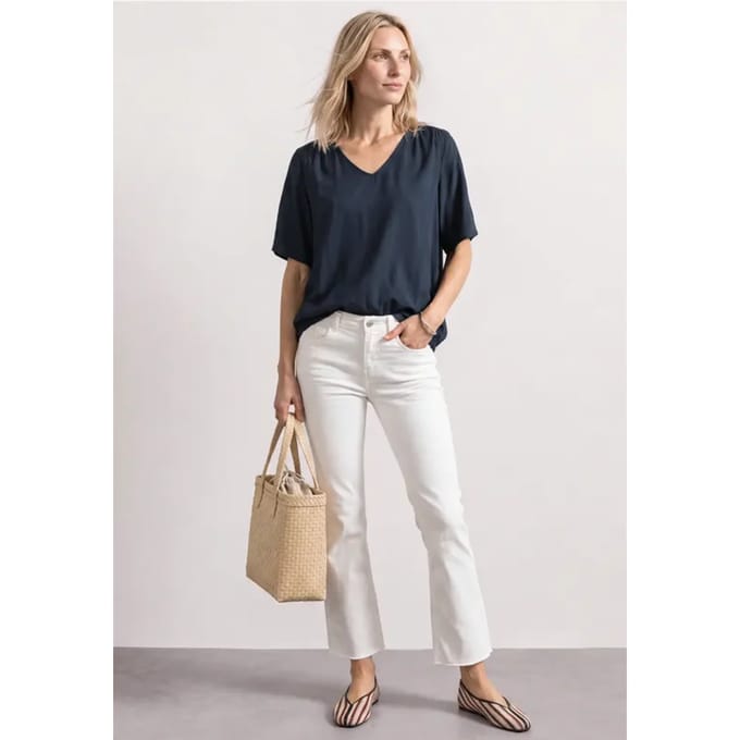 Blouseshirt met korte mouwen en V-hals