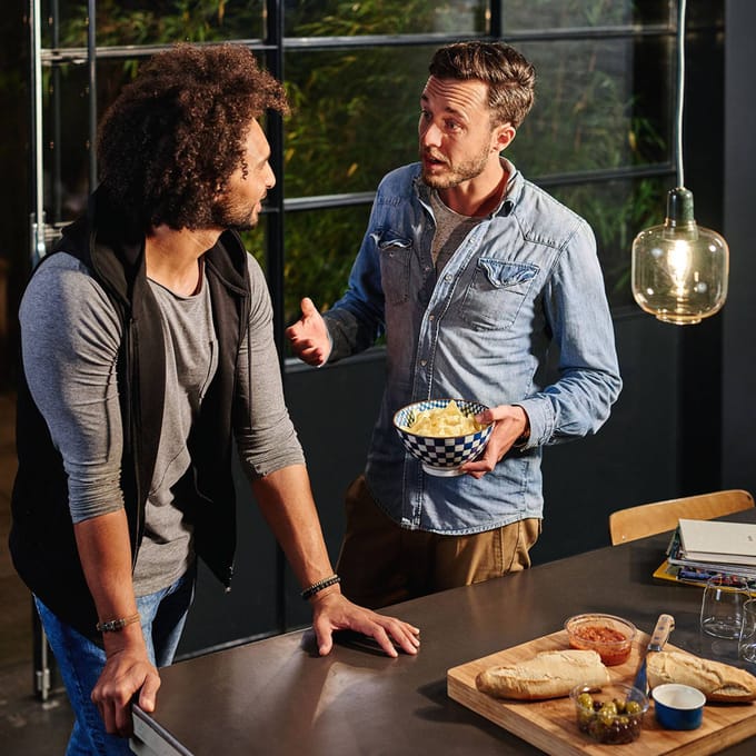 Philips LED lamp - Kaarslamp met E14 fitting - Warmwit licht: 2700K - 40W - Helder glas