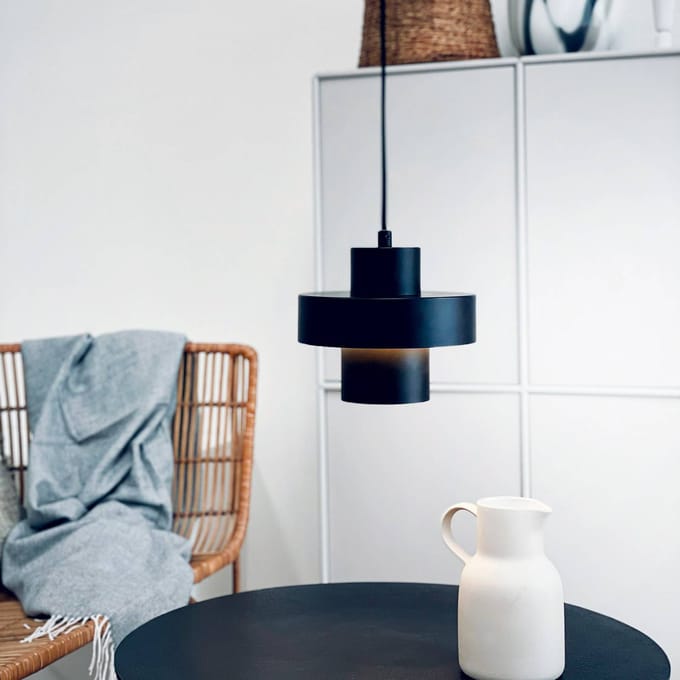Dyberg Larsen hanglamp Stoke, zwart, Ø 20 cm, metaal