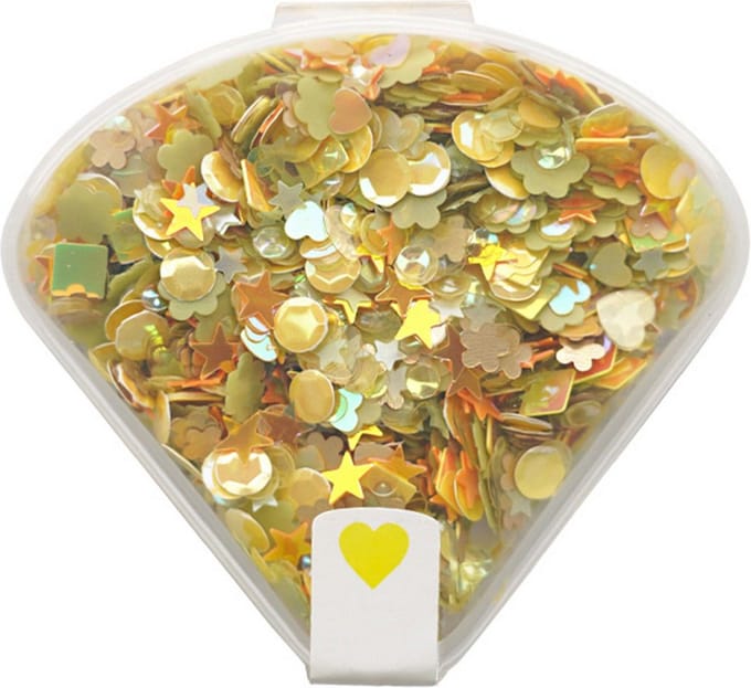 Nellie Snellen Sequins Yellow 20g in Plastic Box