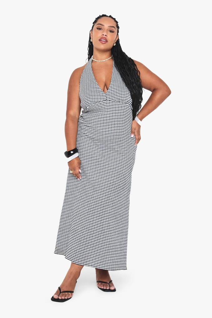 boohoo Dames Plus Halternek Gingham Midaxi Shift Jurk | Zwart | Maat: 52